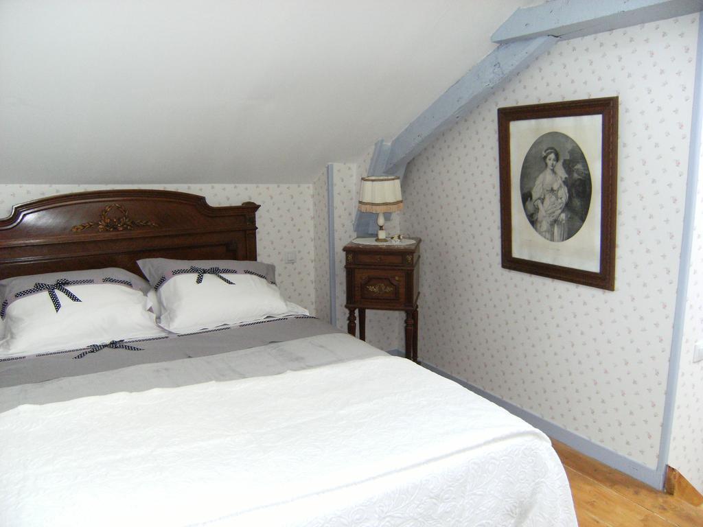 Le Relais Du Mont Chauve Bed & Breakfast Caumont-Sur-Aure Eksteriør bilde
